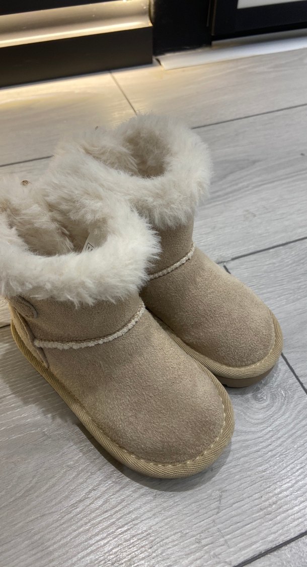 Kızlar için Kürklü Bej Sıcak Terlik - Görsel 2