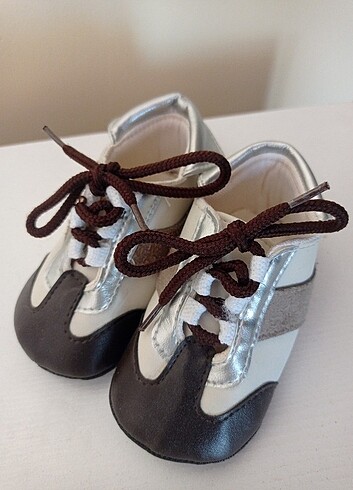 17 Beden Az kullanılmış bebek ayakkabısı 