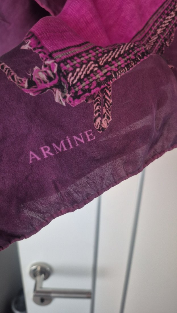 Armine ipek eşarp - Görsel 4