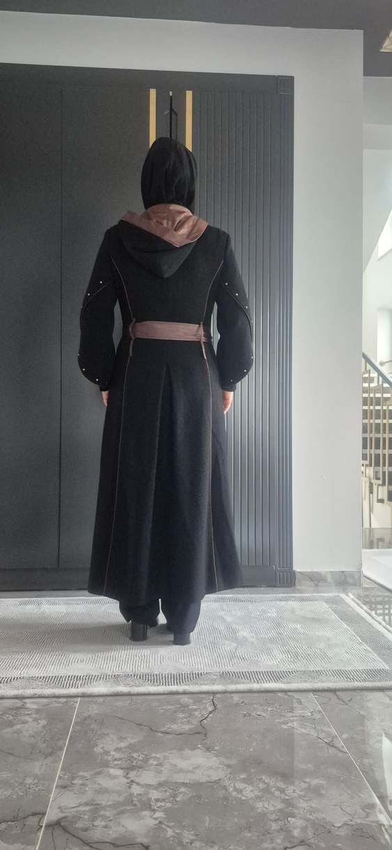 Siyah kışlık kap pardesü - Görsel 4