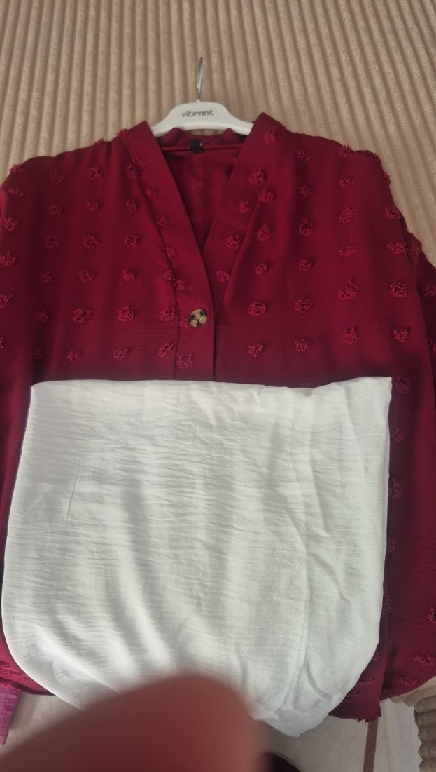 Bordo Nakışlı Uzun Düğmeli Tesettür Tunik - Görsel 3