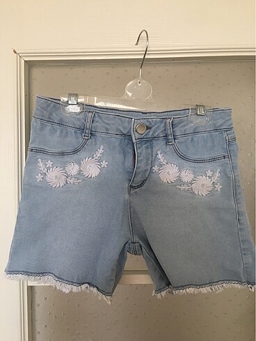 Lc Waikiki kız çocuk kot şort 8-9yaş