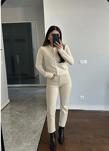 Sinem kıvanç jean