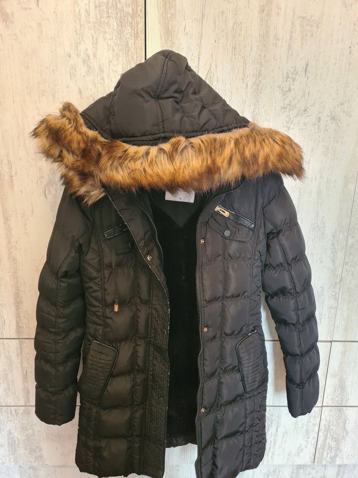 Kürk Detaylı Siyah Kadın Kışlık Mont - Görsel 2