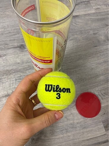 diğer Beden Tenis topu