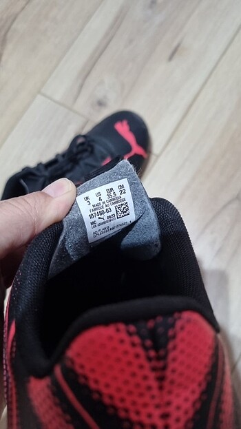 35 Beden siyah Renk Puma 35.5 krampon