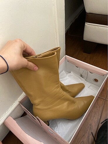 Zara bot