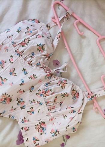 Pembe Çiçekli korseli crop