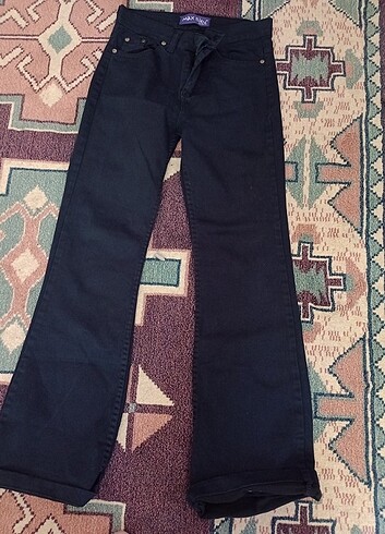 İspanyol paça kot pantolon