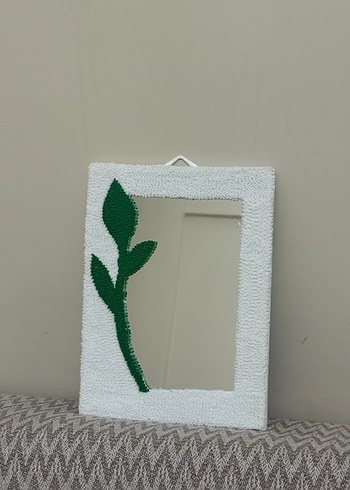 Punch Yeşil Yaprak Desenli ayna