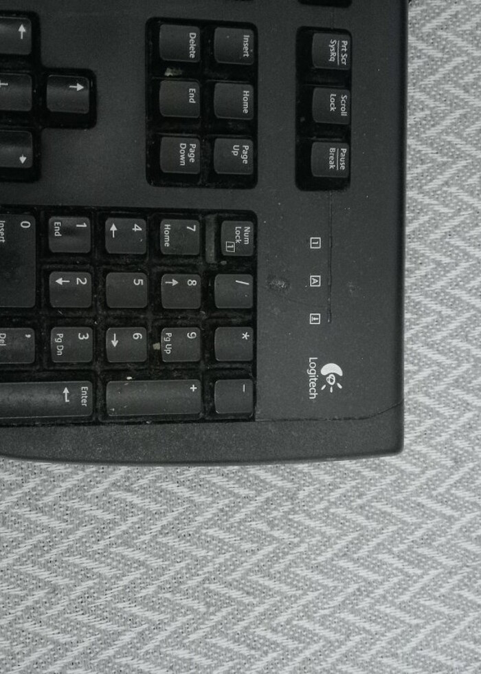 Siyah renk Q klavye - Görsel 3