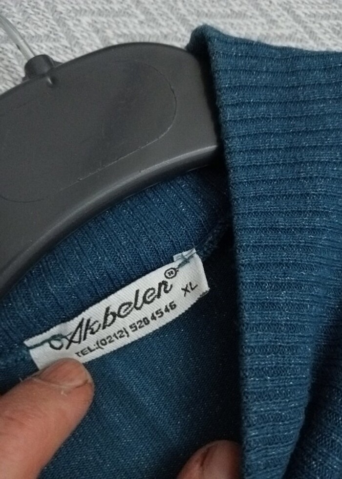 Petrol mavisi simli bayan bluzu - Görsel 4