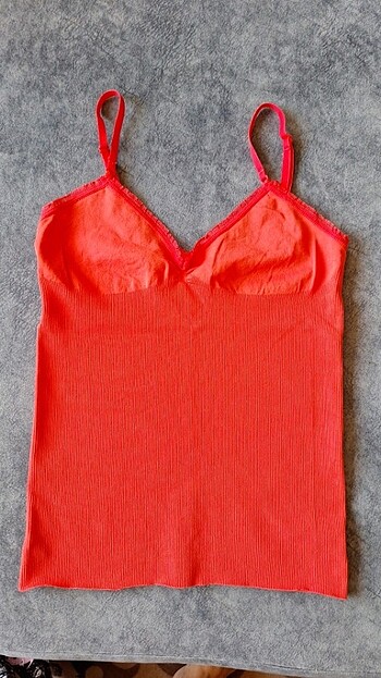 Toparlayan crop/ atlet
