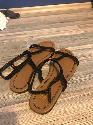 39 Beden H&M sandalet