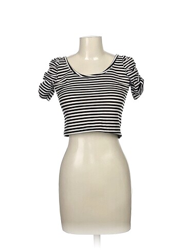 Diğer T-shirt %70 İndirimli.
