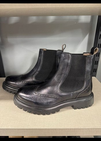 Network marka 41 numara Erkek Siyah Deri Tokalı Bot - Görsel 3