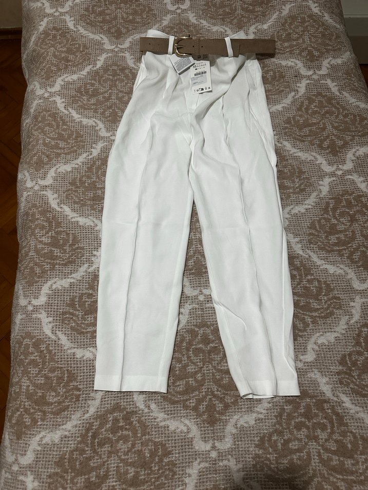 KEMERLİ DÖKÜMLÜ PANTOLON - Görsel 2