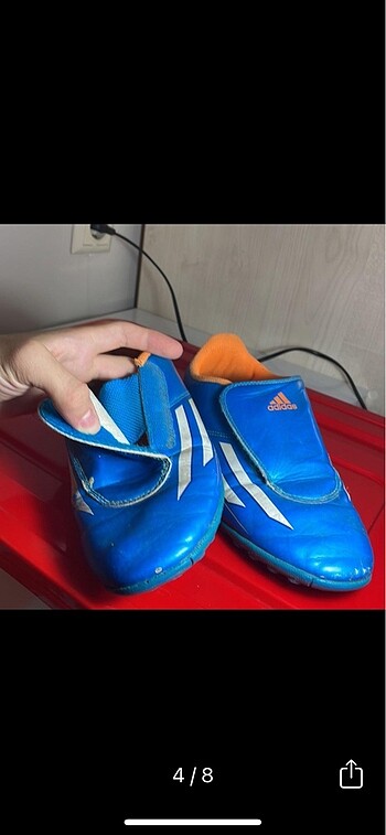 39 Beden mavi Renk Adidas f5 bağıcıksız halısaha krampon temiz
