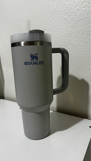 Orjinal yepyeni stanley pipetli termos