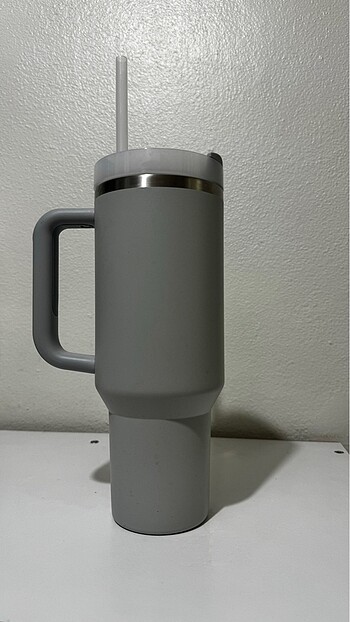 Diğer Orjinal yepyeni stanley pipetli termos