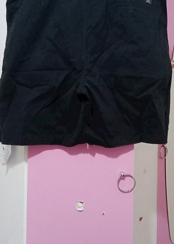 Siyah Bol Kesim Kemerli Mini Erkek Şort - Görsel 2