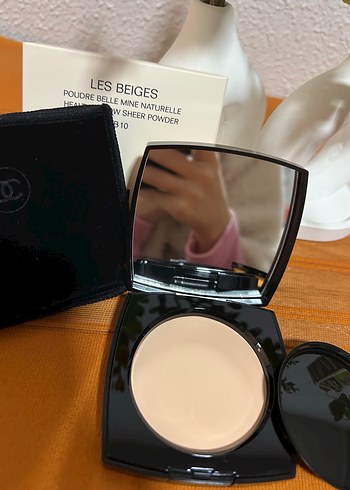 Chanel Les Beiges Doğal Aydınlık Pudra B10 - Görsel 4