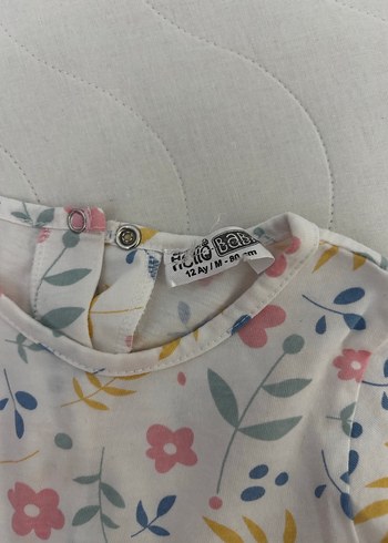 HelloBaby Kız Çocuk Beyaz Çiçekli V Yaka Elbise