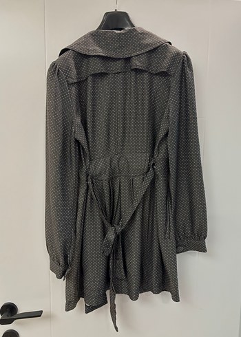 Düğmeli Uzun Gri Puantiyeli Kadın kaban - Görsel 3