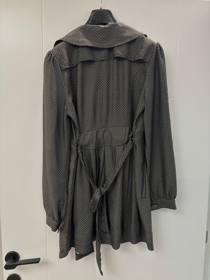 Düğmeli Uzun Gri Puantiyeli Kadın kaban - Görsel 3