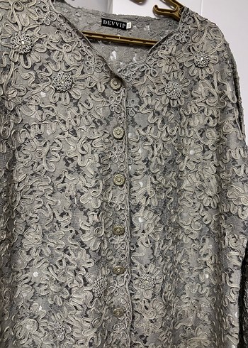 Gri Dantel İşlemeli Uzun Kollu ceket gömlek - Görsel 3