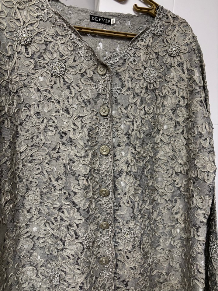 Gri Dantel İşlemeli Uzun Kollu ceket gömlek - Görsel 3