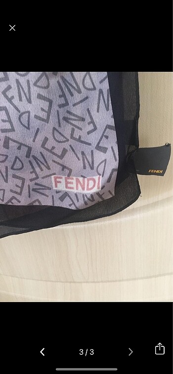 Beden Fendi şal