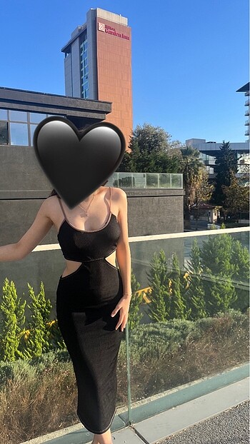s Beden Sırt dekolte siyah uzun elbise