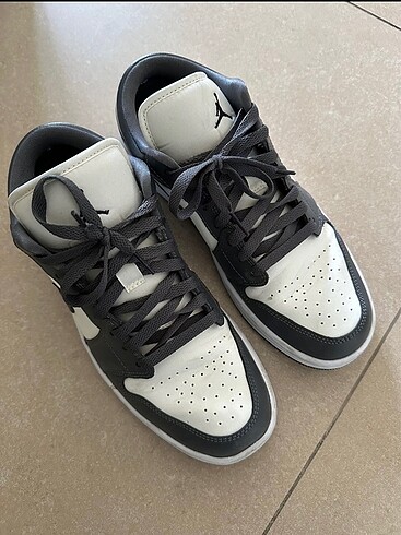 Nike Air Jordan 1 Low Dark Grey