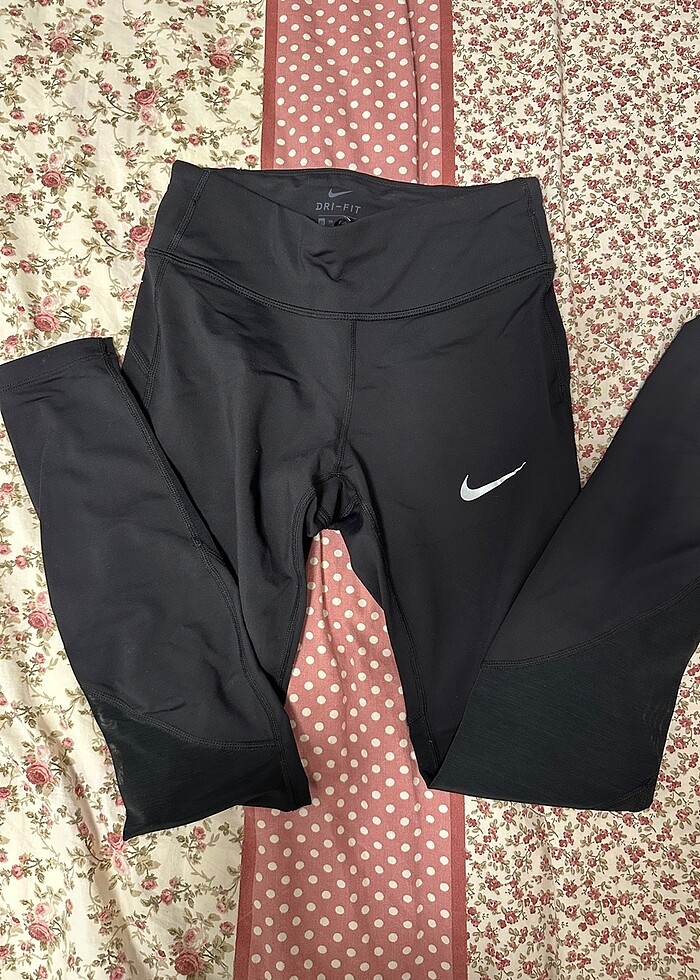 Nike Tayt - Görsel 2