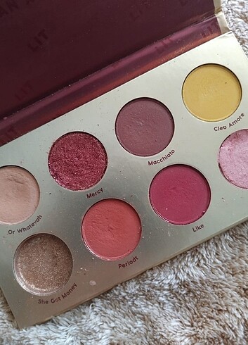Beden Renk Colourpop X Bretman Palet