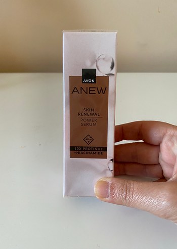 Avon Anew Cilt Yenileyici Güç Serumu