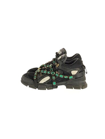 Gucci Spor Ayakkabı %70 İndirimli.