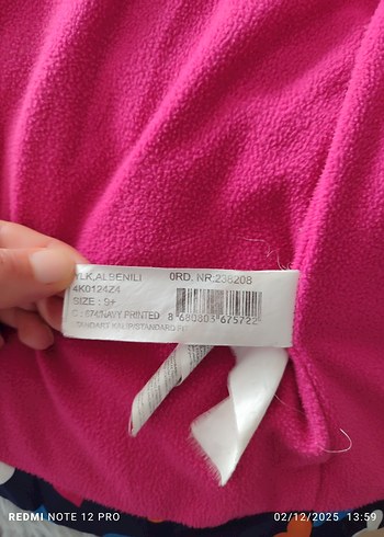 Kız Çocuk Renkli Kalp Desenli kapşonlu şişme yelek - Görsel 7