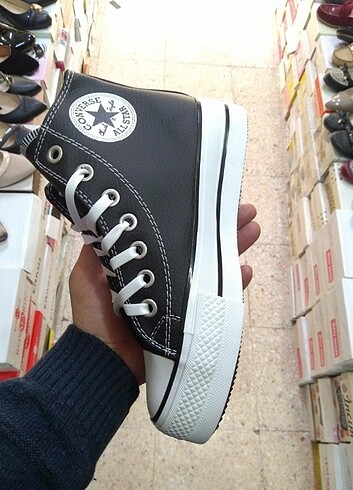 Converse siyah ayakkabı 