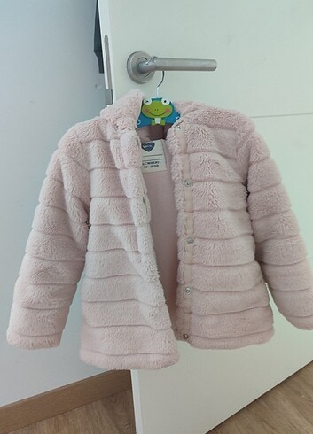 Pembe kapüşonlu 5-6 Yaş Kız Çocuk Mont Kaban