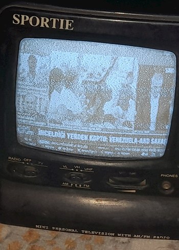 SPORTIE Siyah Mini  siyah beyaz televizyon ve radyo - Görsel 17