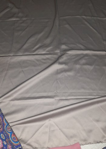 Bej Kadın Drapeli Minimalist eşarp gümüş yakın rengi - Görsel 4