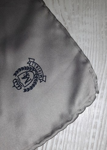 Bej Kadın Drapeli Minimalist eşarp gümüş yakın rengi - Görsel 3