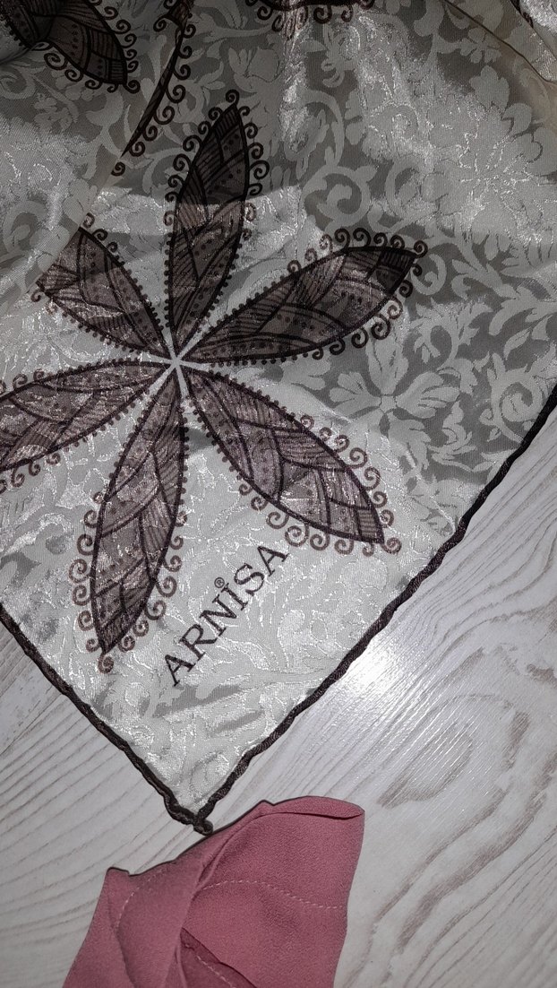 Dantel Detaylı Bej Bohem Kadın eşarp - Görsel 3