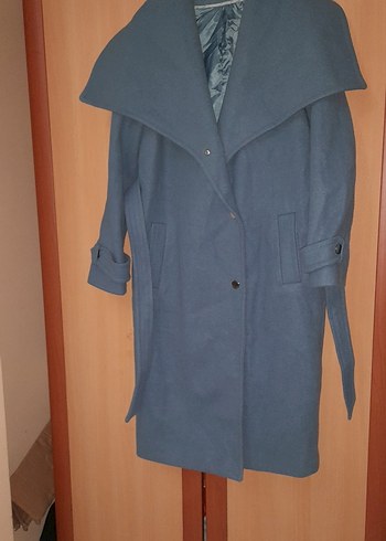 Kadın Uzun Kemerli Kaban 1 kere kullandım - Görsel 2