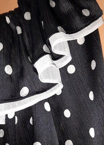 Puantiye Desenli Siyah Fırfırlı Bluz - Görsel 8