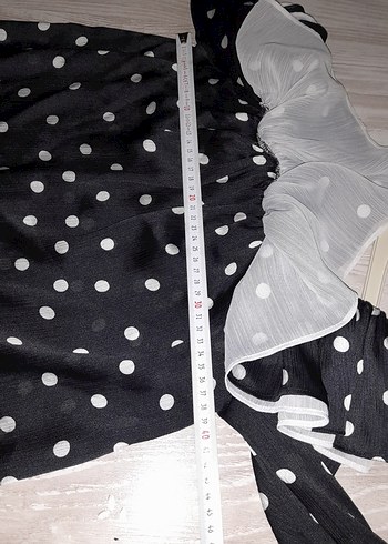 Puantiye Desenli Siyah Fırfırlı Bluz - Görsel 13