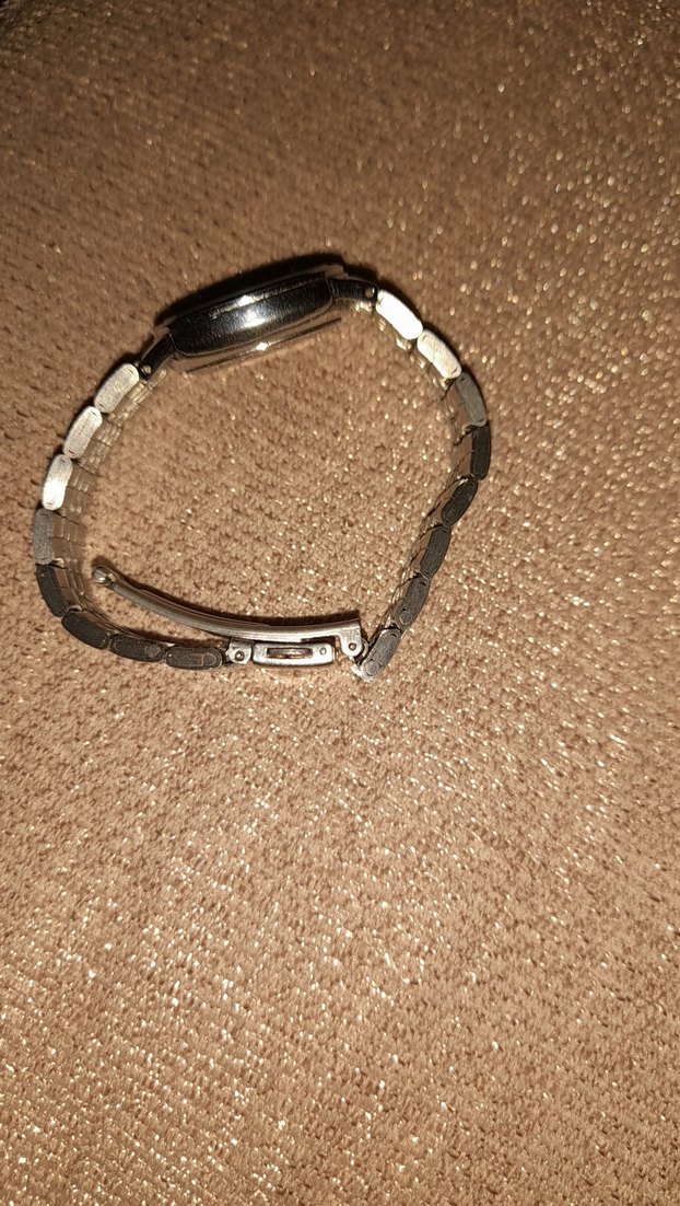 Gri Kadın Kol Saati Tokalı pili bittik - Görsel 3