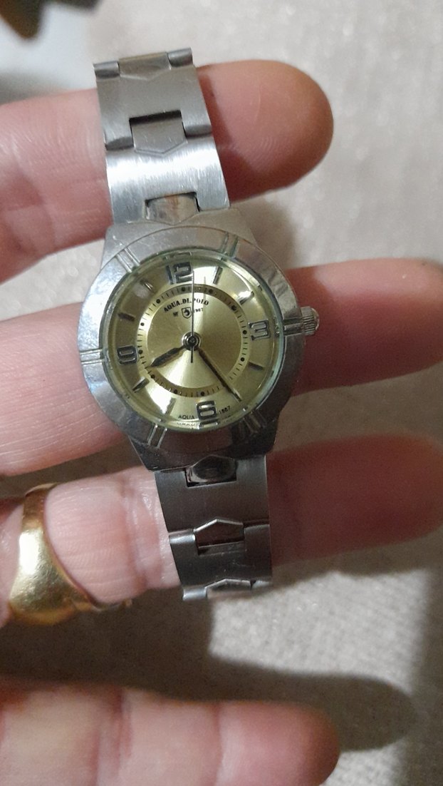 Kadın Saat pili bitmiş - Görsel 4